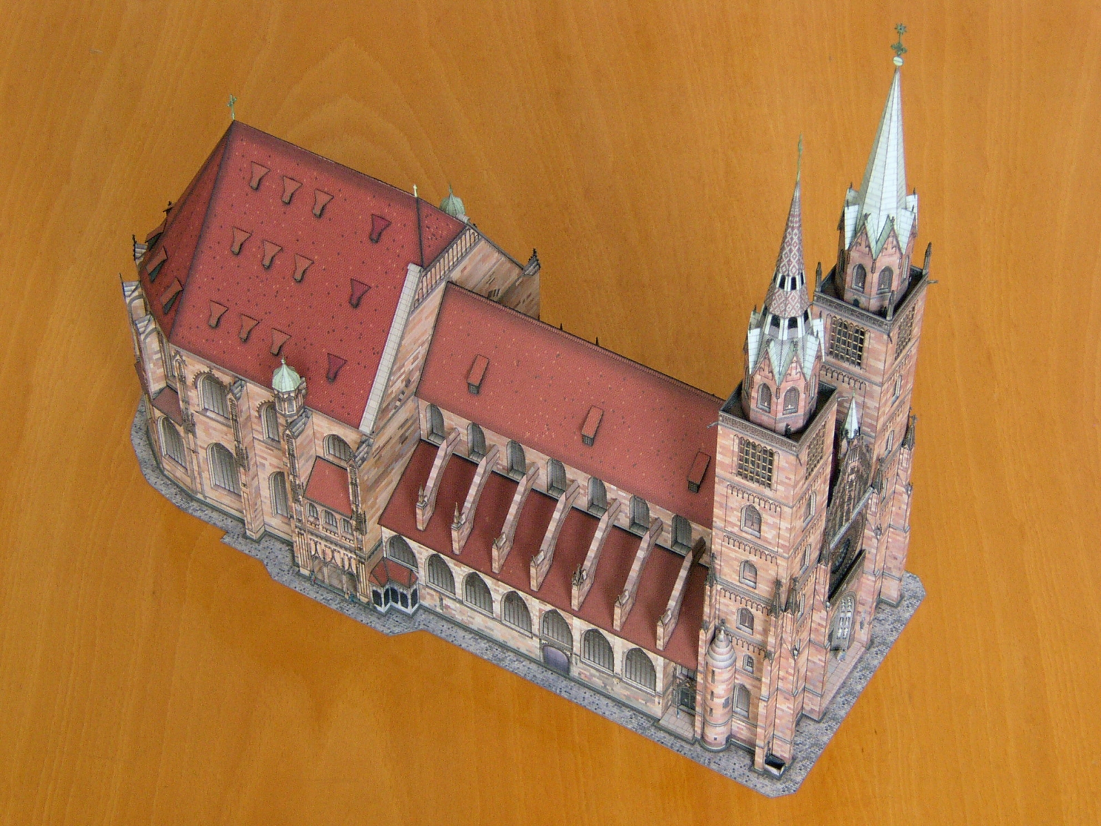  St. Lorenz/Nürnberg – Gotische Hallenchorkirche 1:250 St.-Lorenz-G01